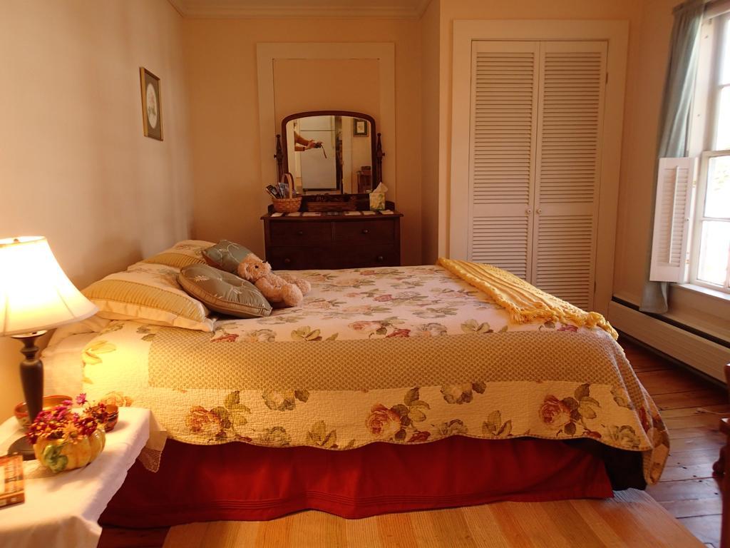 Artful Lodging & Retreats Montpelier Exterior photo